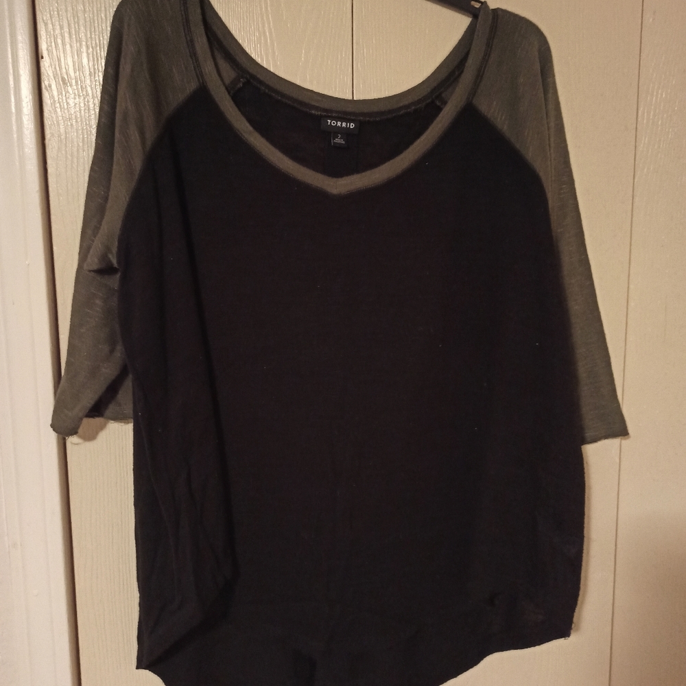 Torrid 3/4 I'm sleeve knit top